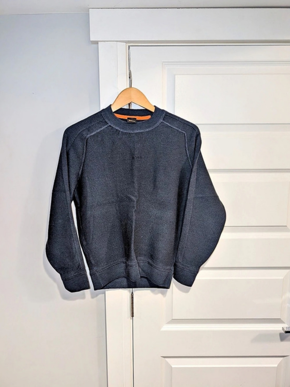 HUGO BOSS Men's Crewneck Virgin Wool Sweater Size Small/Medium